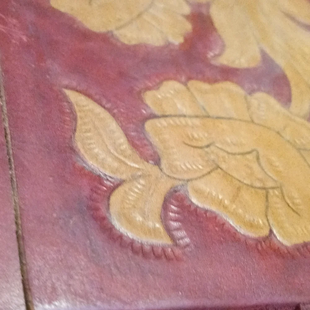 Hand carved flower wooden box made in Honduras